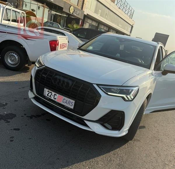Audi Q3 2021 for sale in Iraq - Al-Fallujah